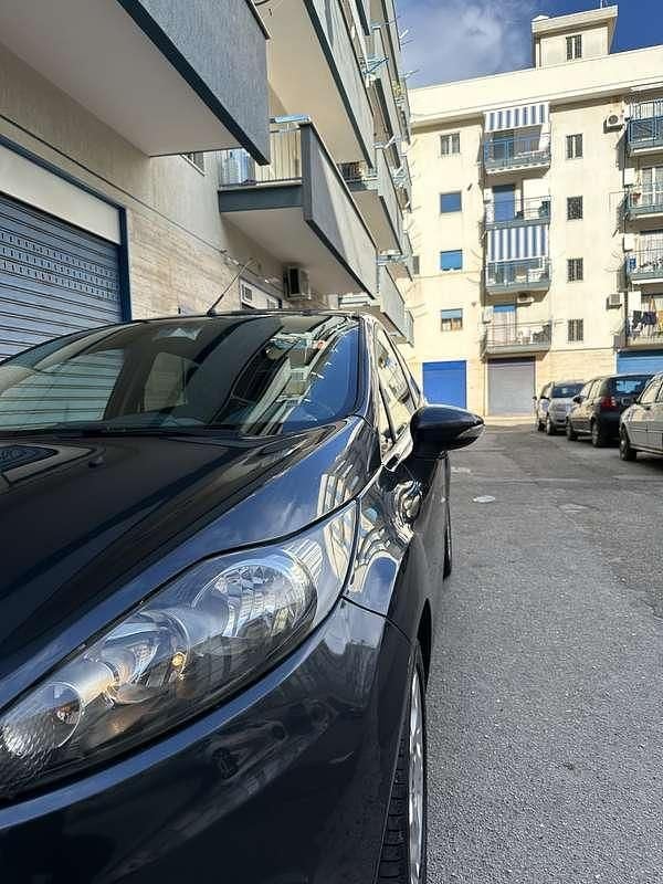 Usata Ford Fiesta Titanium 68 CV (50 kW) 2008 Utilitaria