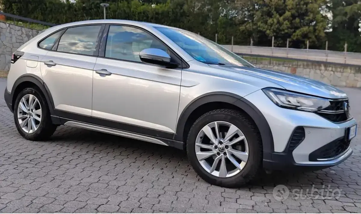 Usata VW Taigo 95 CV (69 kW) 2022 Grigio SUV