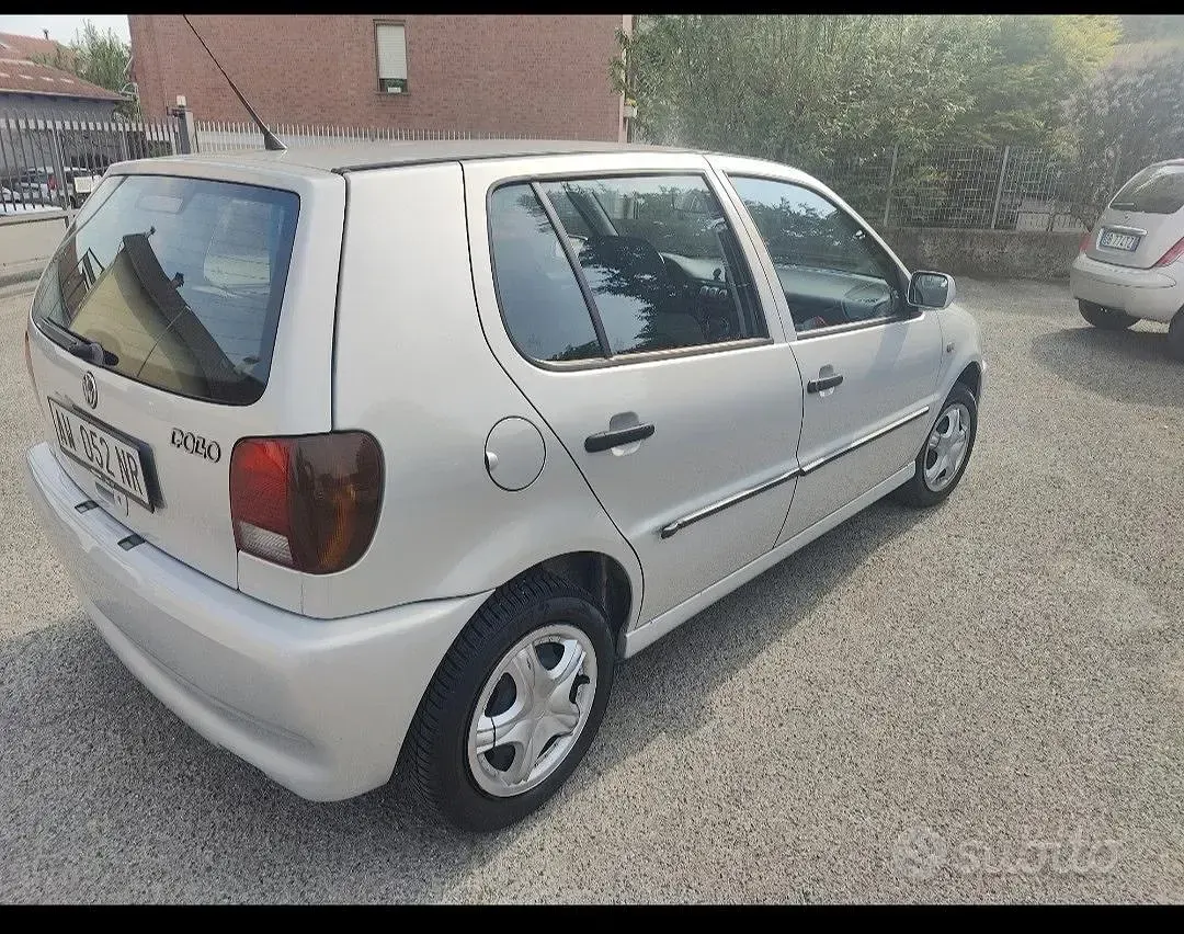 Usata VW Polo 128 CV (94 kW) 1991 Grigio Utilitaria