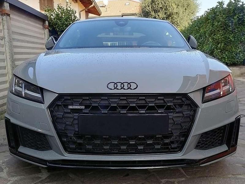 Usata Audi TT Ambiente 250 CV (183 kW) 2019 Grigio Coupé