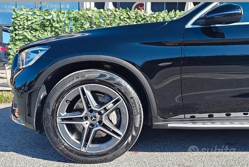 Usata Mercedes GLC300 Premium 245 CV (180 kW) 2021 Nero Coupé