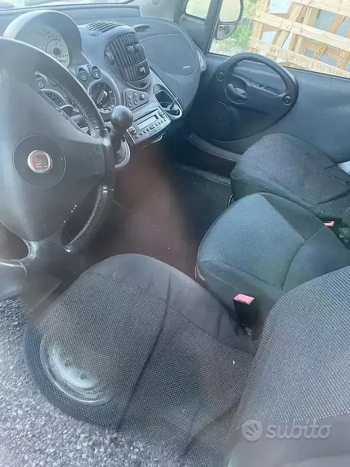 Usata Fiat Multipla 103 CV (75 kW) 2009 Grigio Monovolume