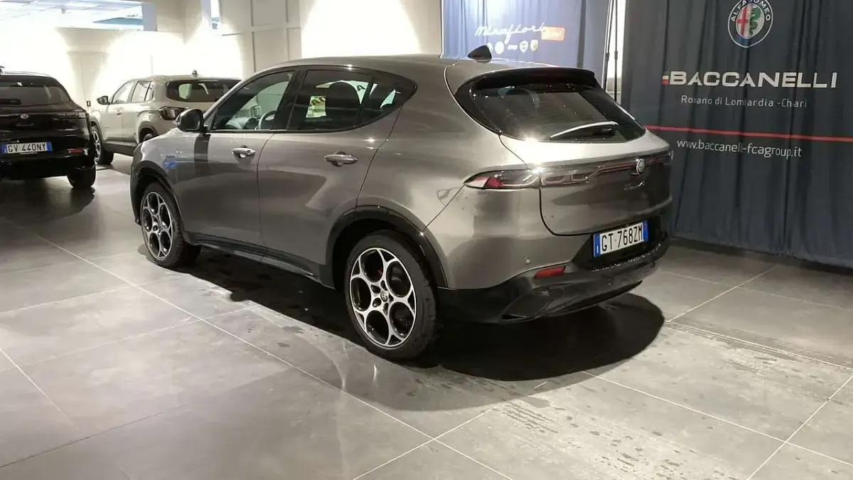 Usata Alfa Romeo Tonale Veloce 160 CV (117 kW) 2024 Grigio SUV
