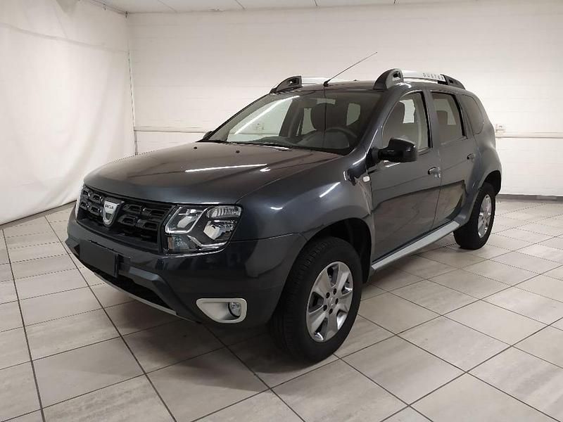 Grigio Usata 2017 Dacia Duster Black Shadow SUV | 13.990 € (Molto cara) - Immagine 1/4
