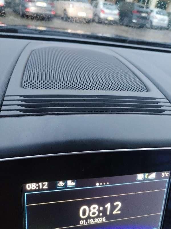 Käytetty Renault Koleos Intens 184 HP (135 kW) 2021 Katumaasturi