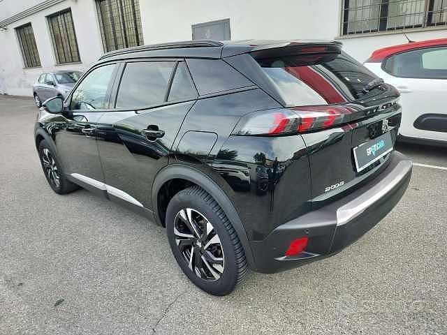 Usata Peugeot 2008 Allure 110 CV (80 kW) 2021 Nero SUV