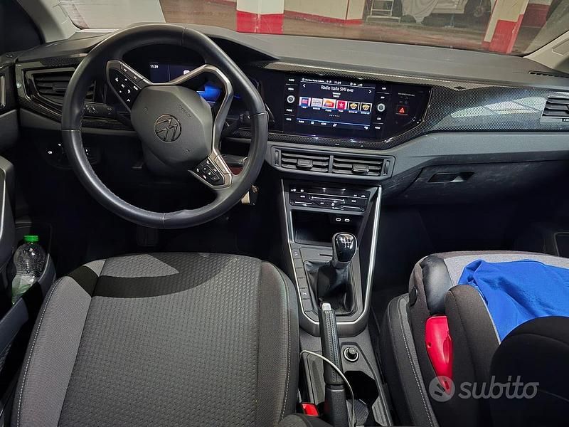 Usata VW Taigo Life 95 CV (69 kW) 2023 Grigio SUV