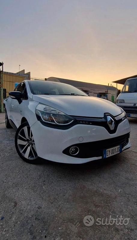 Usata Renault Clio IV 75 CV (55 kW) 2015 Bianco Berlina