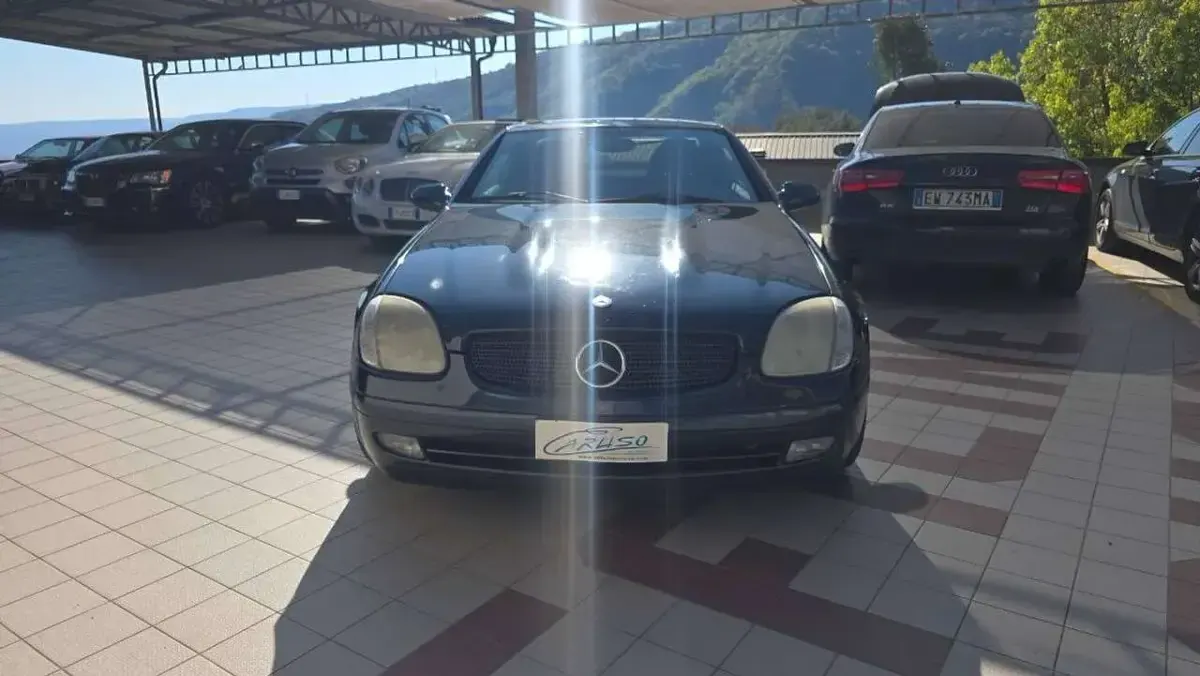 Usata Mercedes SLK200 192 CV (141 kW) 1998 Nero smeraldo Cabrio