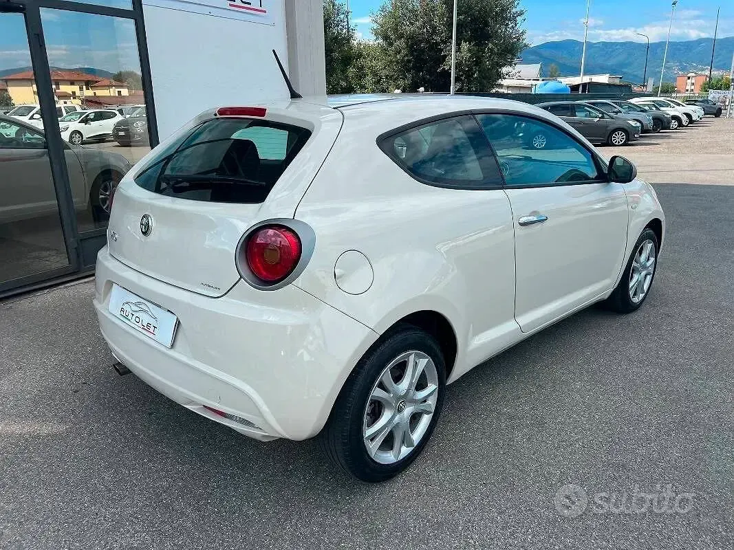 Usata Alfa Romeo MiTo Super 70 CV (51 kW) 2012 Beige Utilitaria