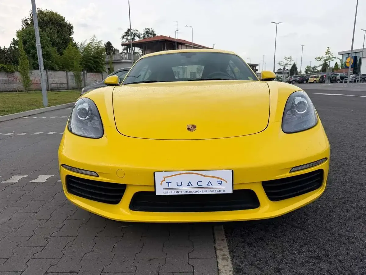 Usata Porsche 718 Cayman Edition 299 CV (219 kW) 2018 Giallo Coupé