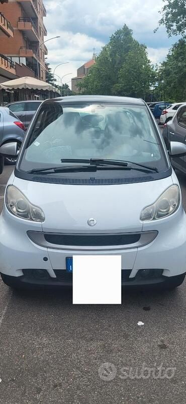 Bianco Usata 2010 Smart ForTwo Coupé Coupé | 4000 € (Super prezzo) - Immagine 1/4