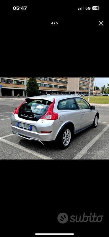 Usata Volvo C30 109 CV (80 kW) 2010 Grigio Utilitaria