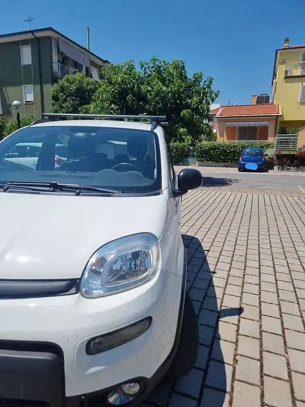 Usata Fiat Panda Cross Cross 95 CV (69 kW) 2017 Bianco Utilitaria