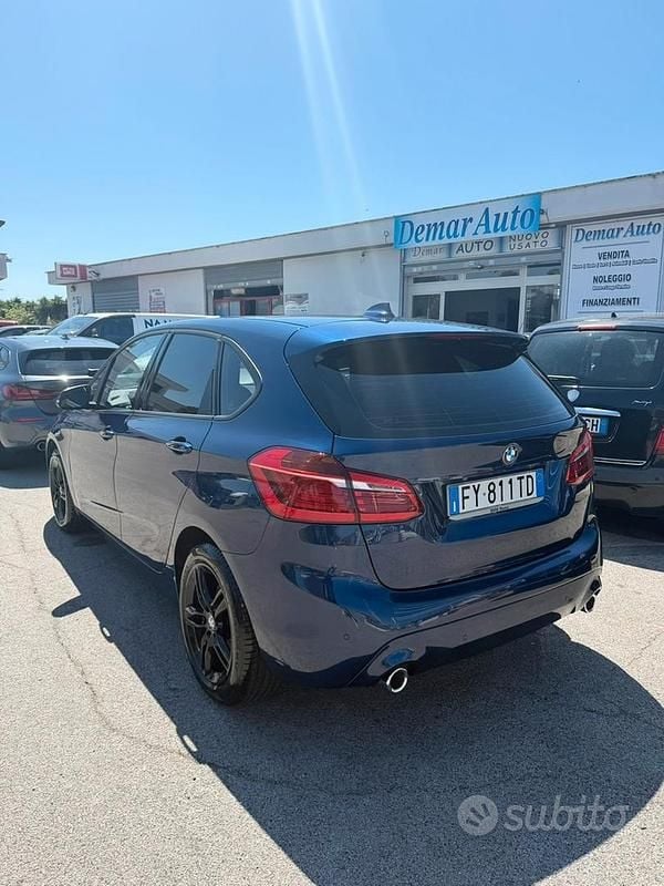 Usata BMW 218 2019 Blu Monovolume
