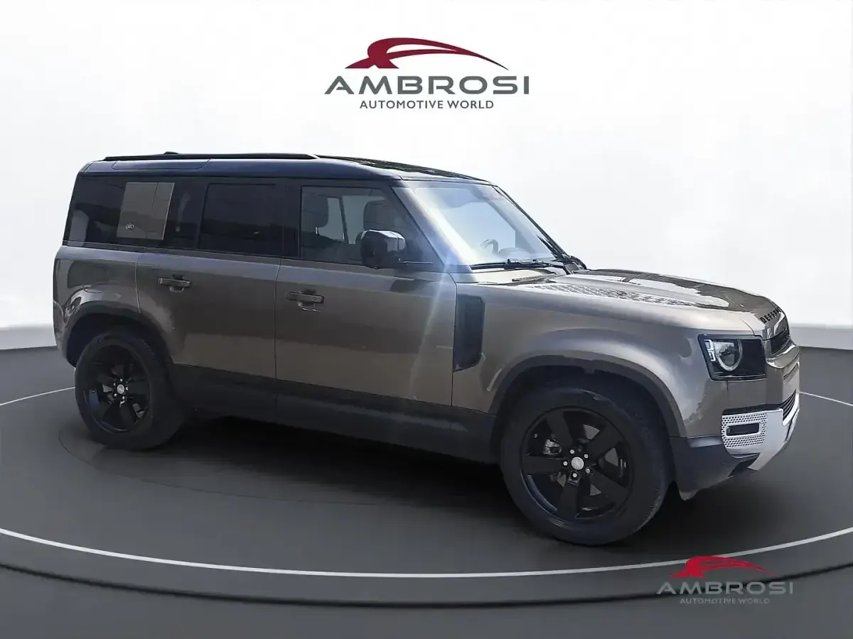 Usata Land Rover Defender First Edition 239 CV (175 kW) 2020 Marrone SUV