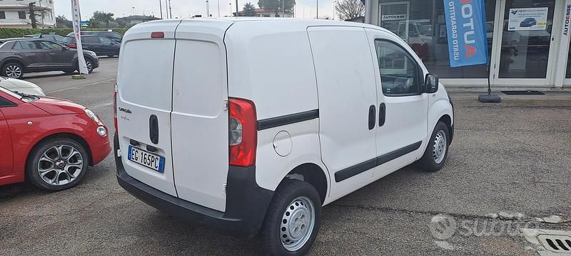 Usata Citroën Nemo 75 CV (55 kW) 2011 Bianco Monovolume