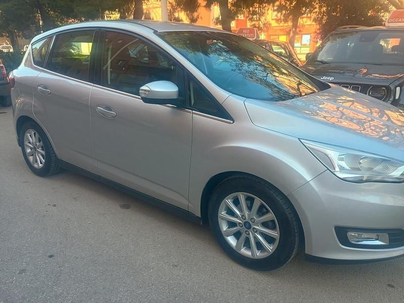 Usata Ford C-MAX Titanium 120 CV (88 kW) 2016 Argento Monovolume