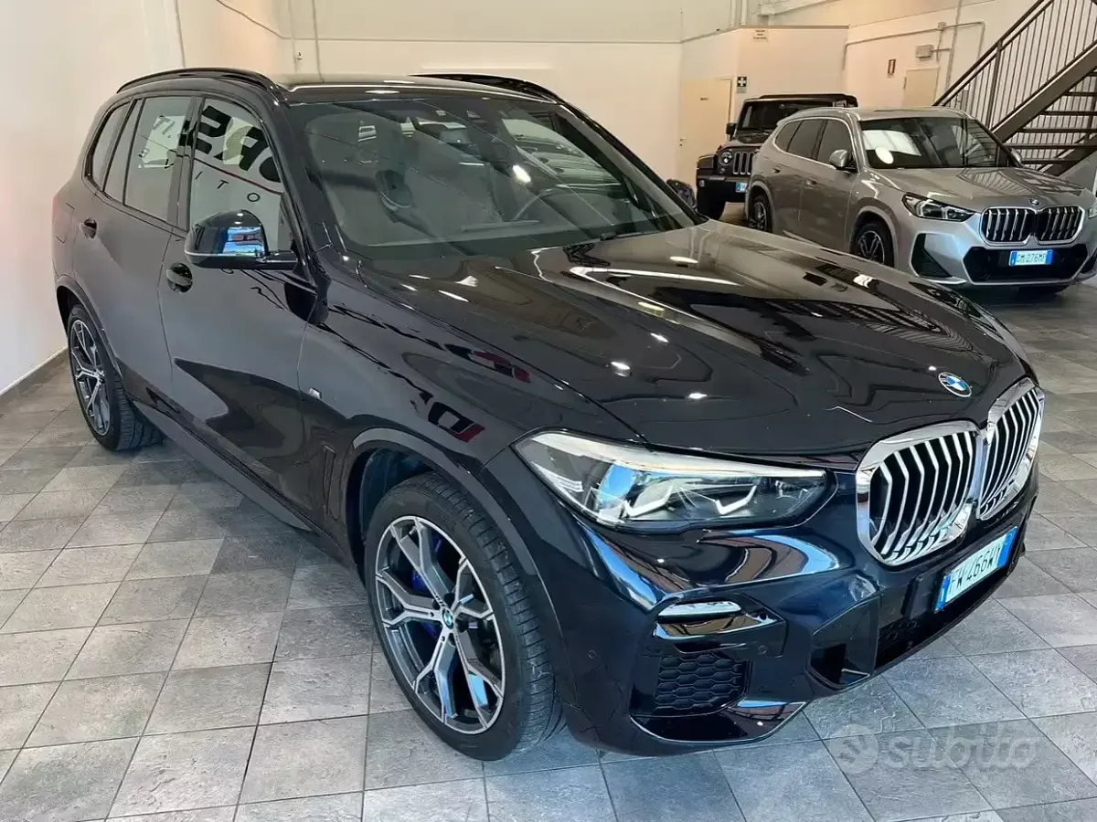 Usata BMW X5 M Sport 265 CV (194 kW) 2019 Blu/azzurro SUV