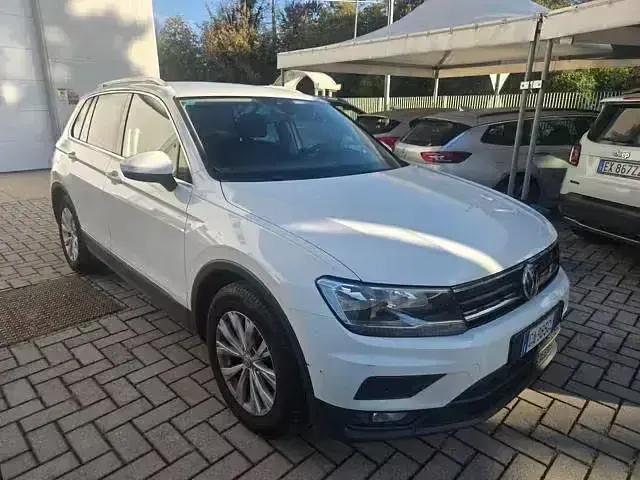 Usata VW Tiguan Business 131 CV (96 kW) 2020 Bianco SUV