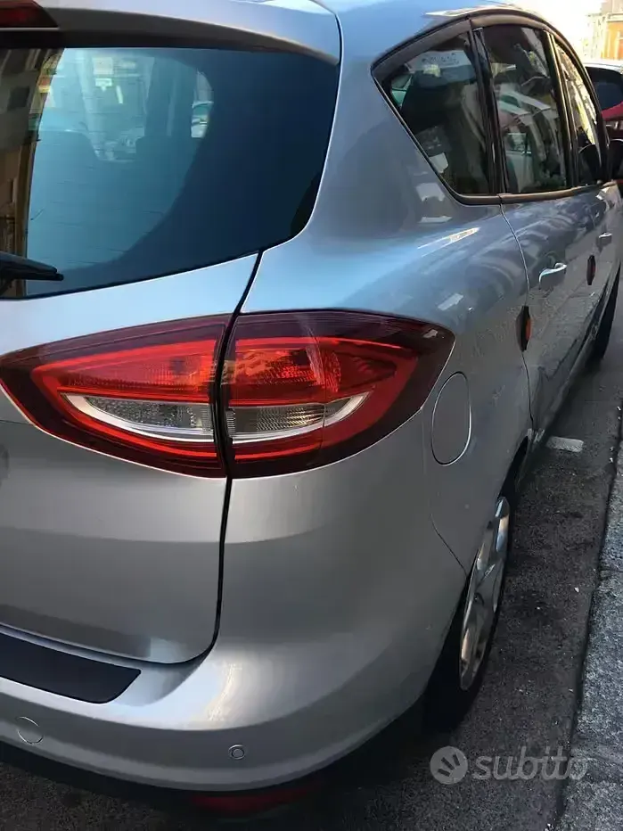 Usata Ford C-MAX 120 CV (88 kW) 2017 Grigio Monovolume