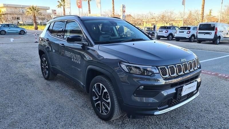 Usata Jeep Compass Limited 190 CV (139 kW) 2021 Grigio SUV