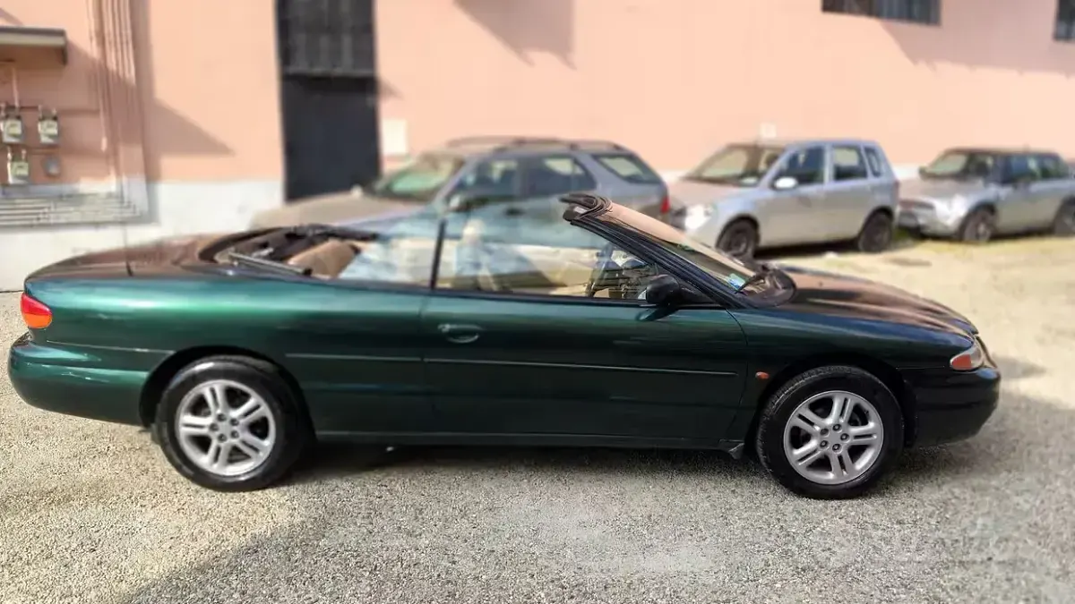Usata Chrysler Stratus 133 CV (97 kW) 1996 Cabrio