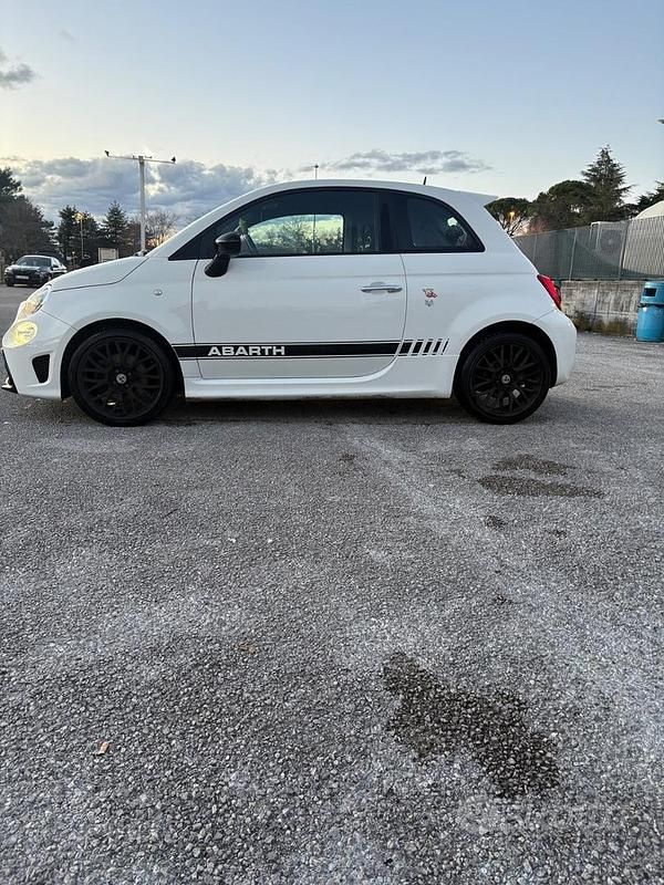 Usata Abarth 595 145 CV (106 kW) 2018 Bianco Utilitaria