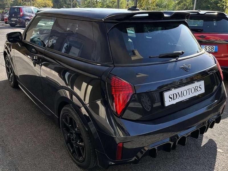Usata Mini John Cooper Works 156 CV (114 kW) 2024 Grigio legend Utilitaria