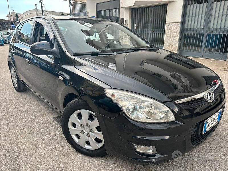 Usata Hyundai i30 90 CV (66 kW) 2008 Nero Berlina