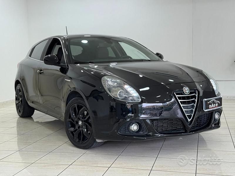 Usata Alfa Romeo Giulietta Distinctive 105 CV (77 kW) 2013 Nero Utilitaria