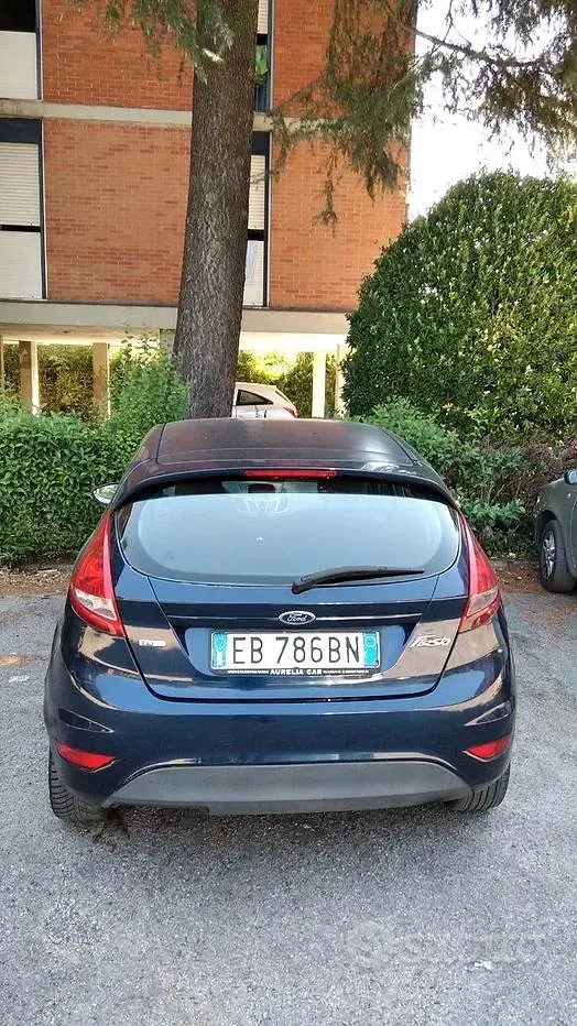 Usata Ford Fiesta 68 CV (50 kW) 2010 Bluazzurro Berlina