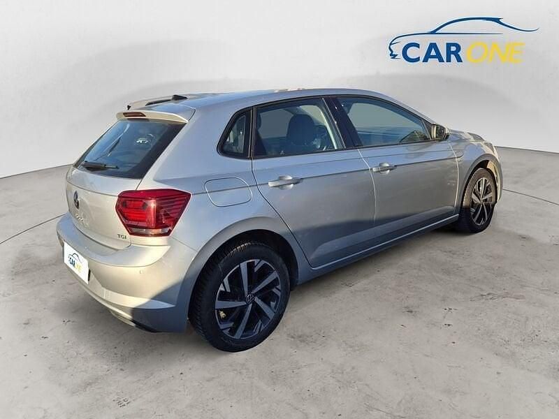 Usata VW Polo Highline 90 CV (66 kW) 2021 Argento Utilitaria