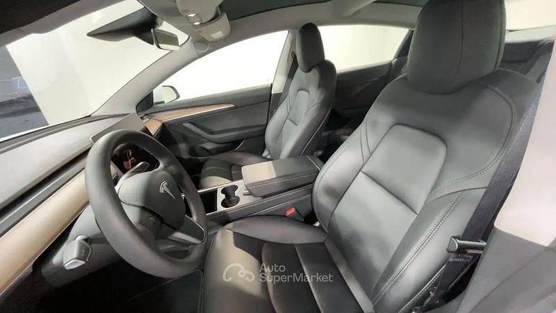 Usata Tesla Model 3 Standard Range 88 kW (120 CV) 2023 Bianco Berlina