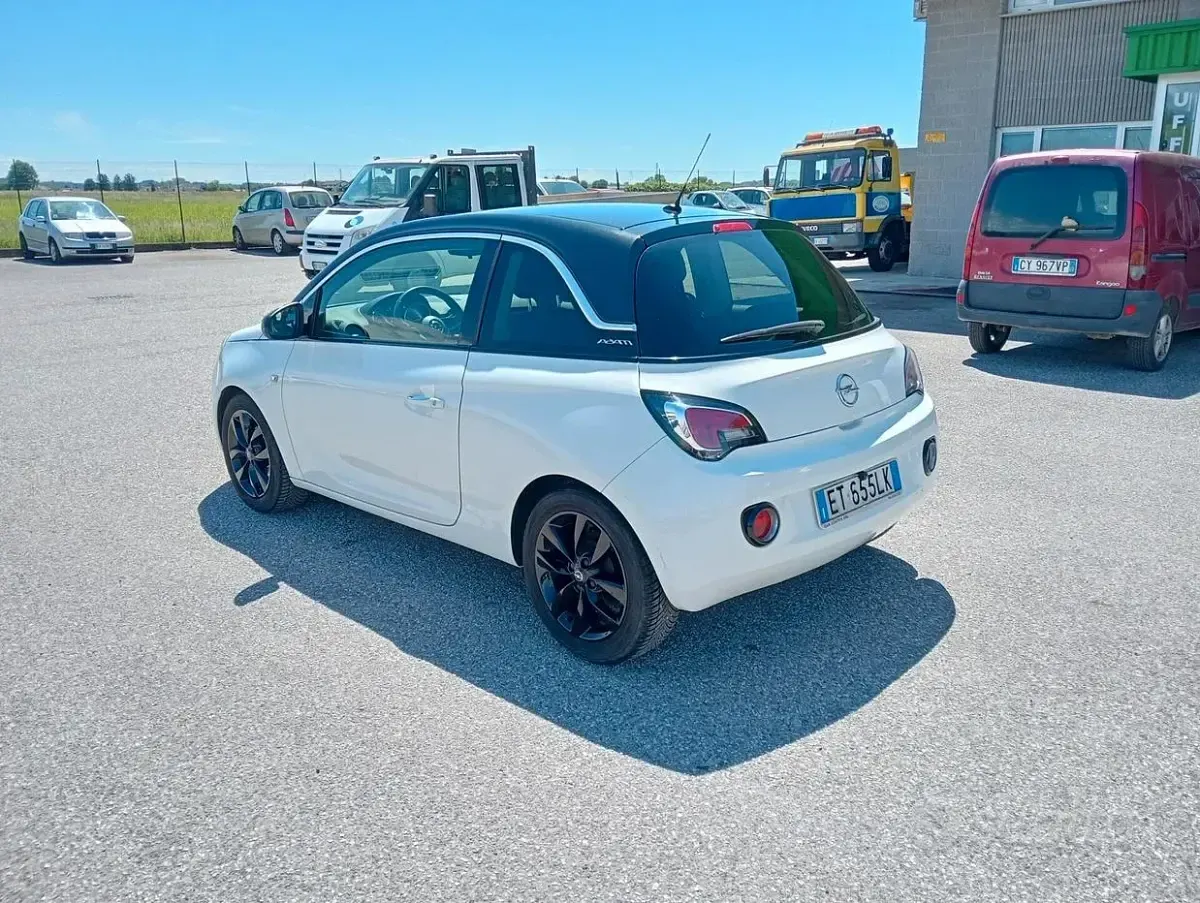 Usata Opel Adam Jam 69 CV (50 kW) 2013 Bianco Utilitaria