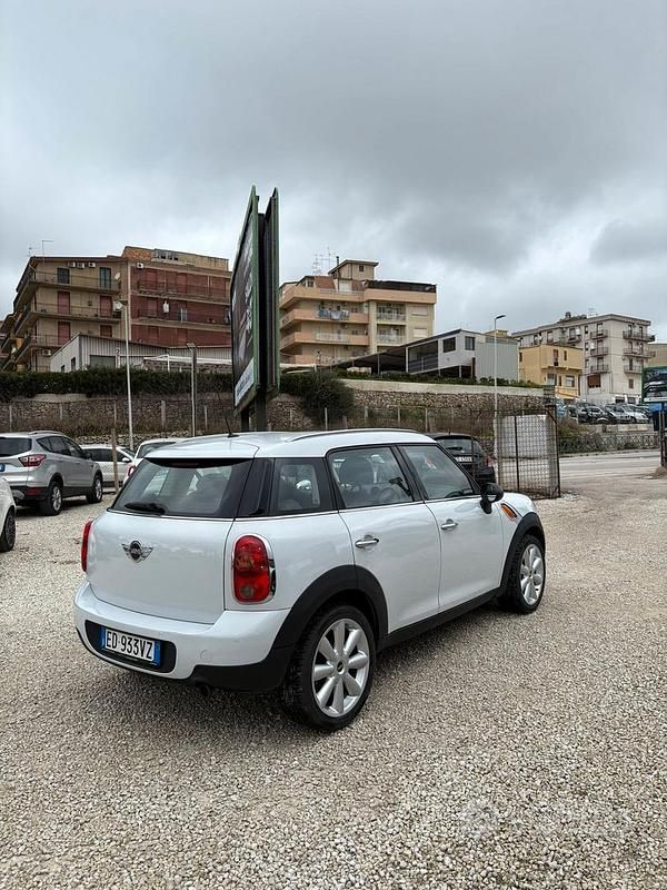 Usata Mini Cooper Countryman 98 CV (72 kW) 2011 Bianco SUV