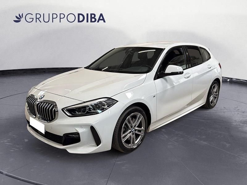 Usata 2024 BMW 118 Shadowline Due volumi | 27.400 € (Buon prezzo) - Immagine 1/3