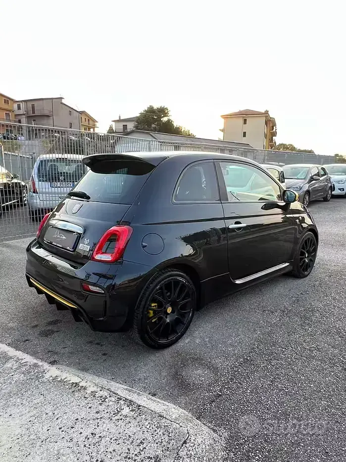 Usata Abarth 595 Pista 160 CV (117 kW) 2017 Nero Berlina