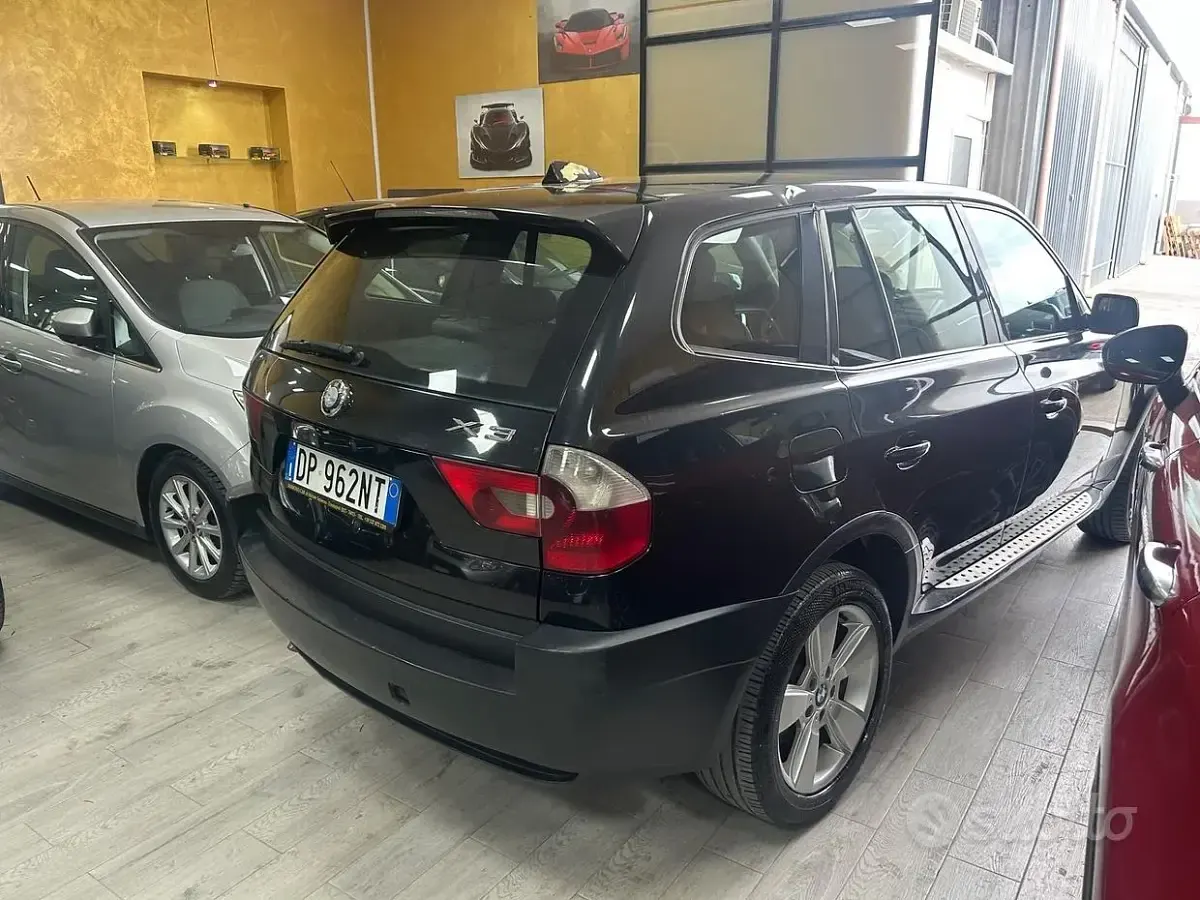 Usata BMW X3 150 CV (110 kW) 2005 Nero SUV