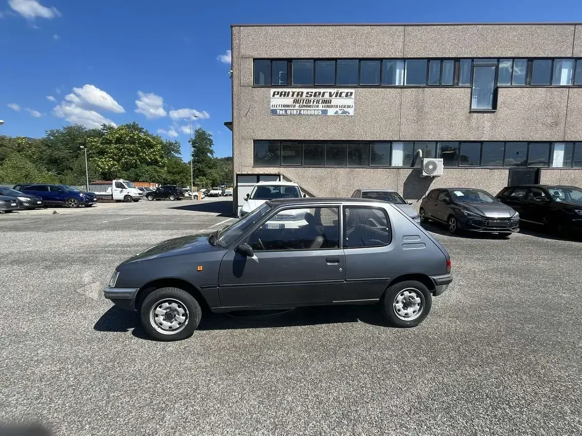 Usata Peugeot 205 54 CV (39 kW) 1991 Other Berlina