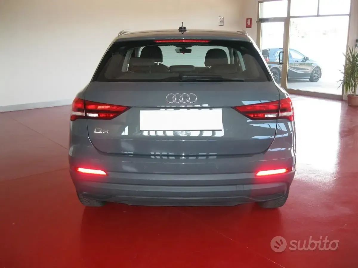 Usata Audi Q3 Advanced 150 CV (110 kW) 2022 Grigio SUV