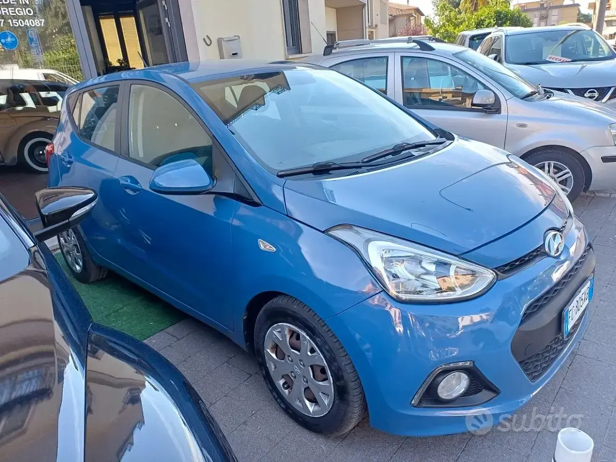 Usata Hyundai i10 Classic 66 CV (48 kW) 2016 Blu Utilitaria