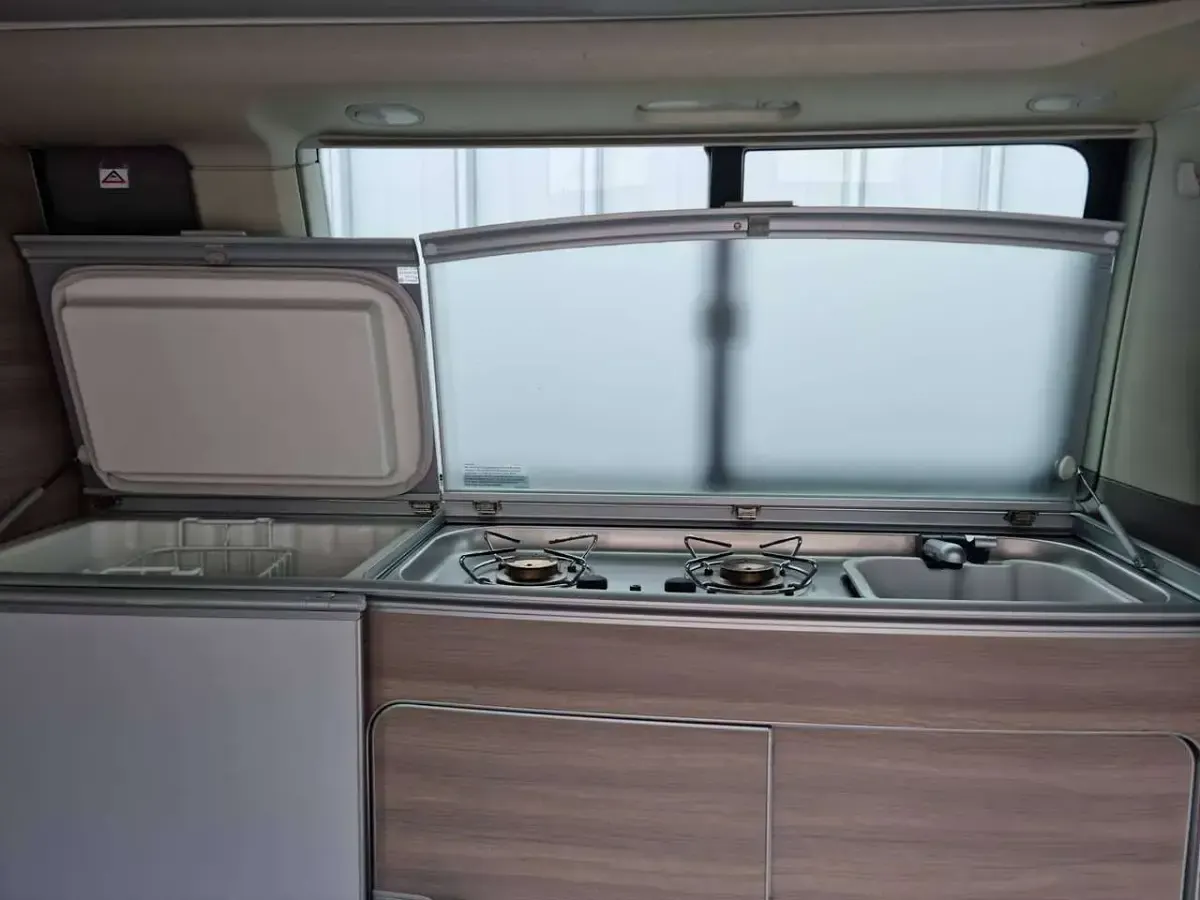 Usata VW California Comfortline 140 CV (102 kW) 2013 Blu/azzurro Furgone