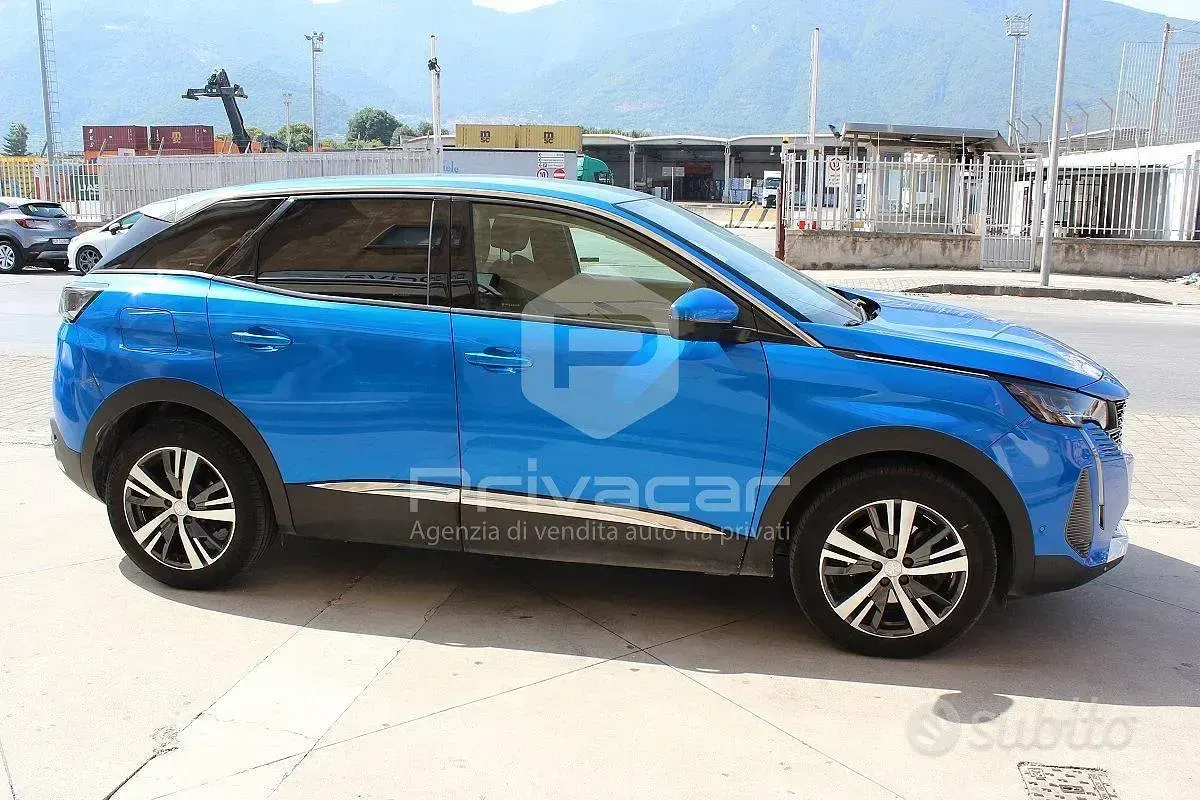 Usata Peugeot 3008 Allure 131 CV (96 kW) 2021 Bluazzurro SUV