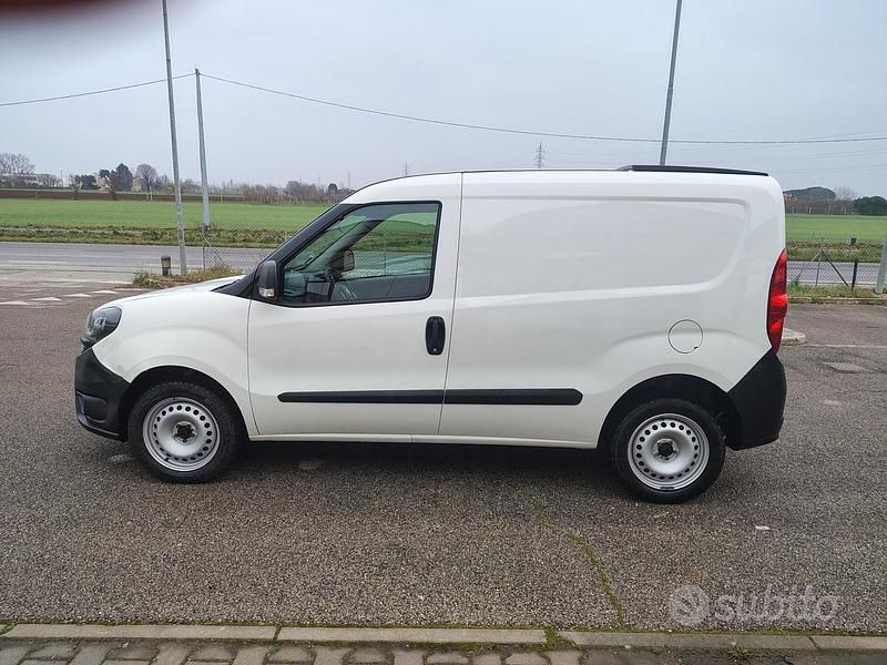 Usata Fiat Doblò Business 120 CV (88 kW) 2020 Bianco