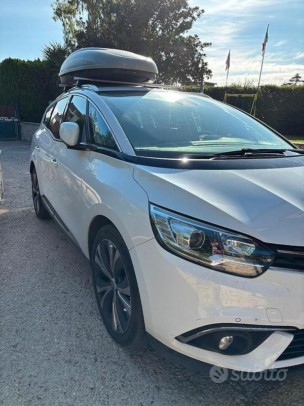 Bianco Usata 2018 Renault Grand Scénic IV Monovolume | 12.800 € (Buon prezzo) - Immagine 1/4
