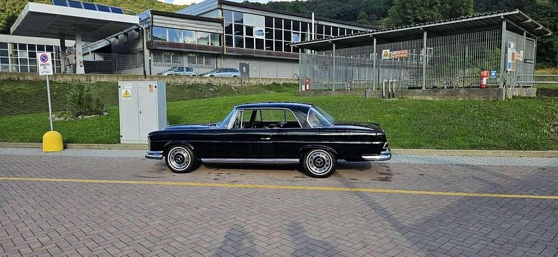 Usata Mercedes W111 SE 120 CV (88 kW) 1962 Coupé