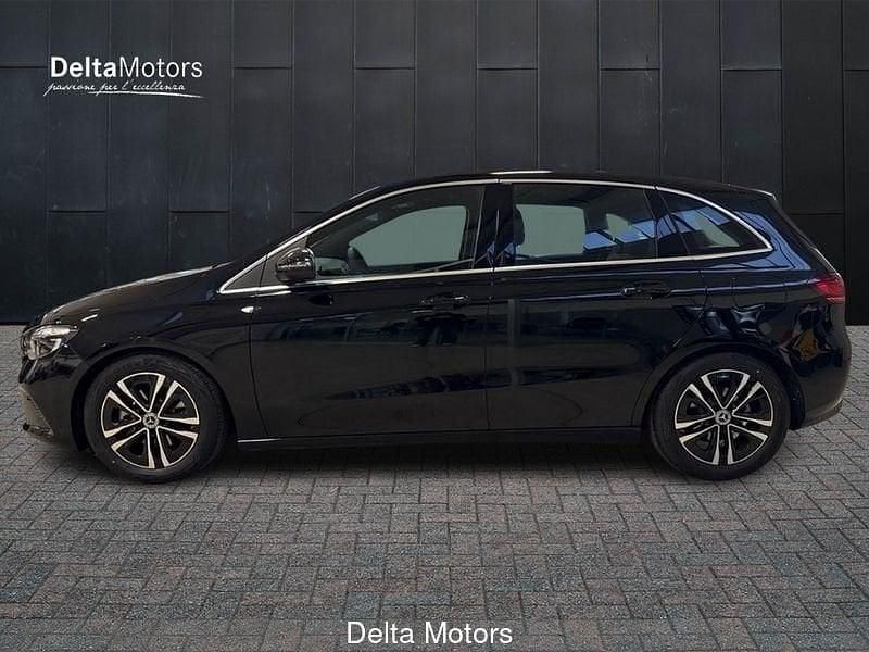 Nuova Mercedes B180 Advanced 116 CV (85 kW) 2026 Nero Monovolume