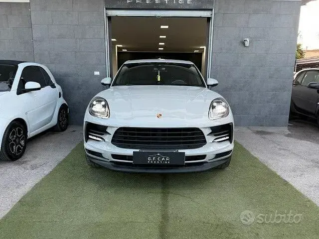 Usata Porsche Macan 245 CV (180 kW) 2019 Grigio SUV