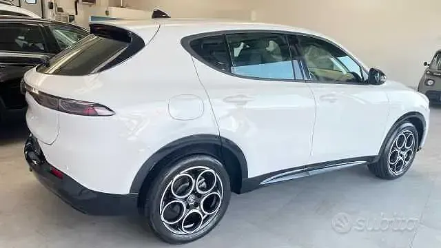 Usata Alfa Romeo Tonale Sprint 131 CV (96 kW) 2024 Bianco SUV